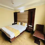 Hotel Ar Imperial - Nehru Enclave Luxury Couple Friendly