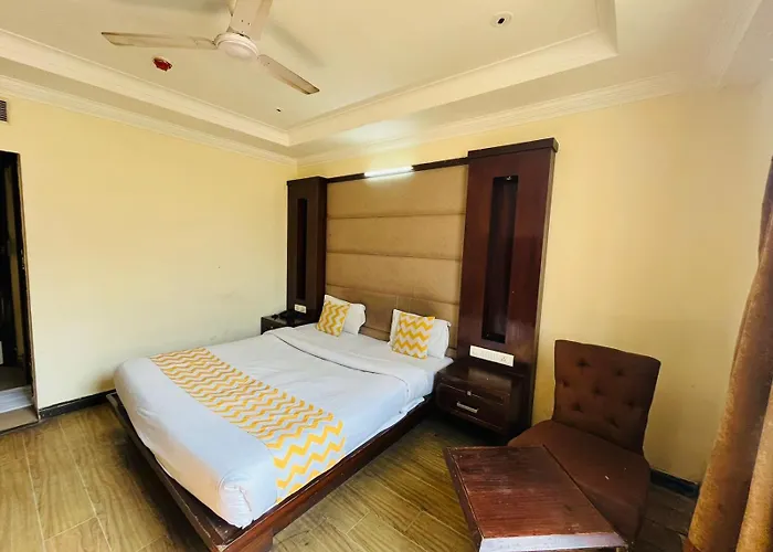 Hotel Ar Imperial - Nehru Enclave Luxury Couple Friendly