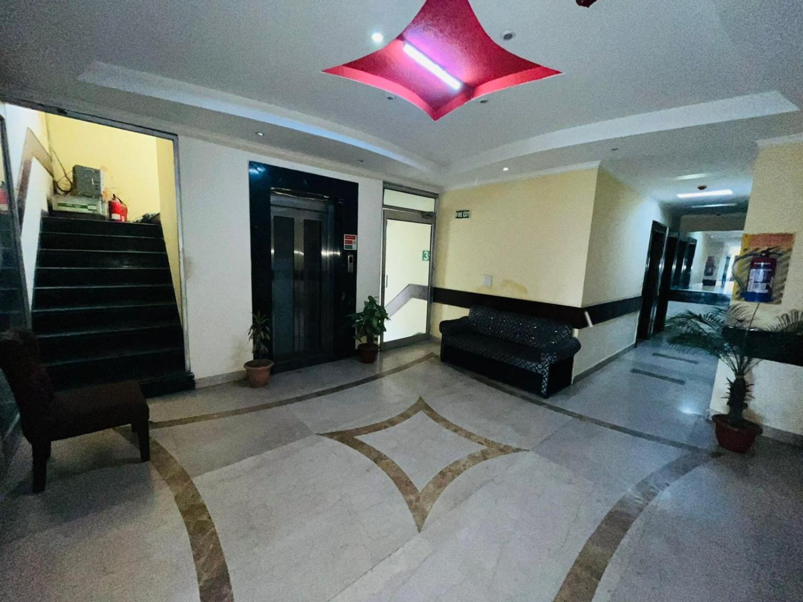 Ar Imperial - Nehru Enclave Luxury Couple Friendly Apartment New Delhi